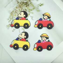卡通大号蜡笔小新开车软胶配饰 diy手机壳鞋帽收纳盒杯子玩具贴片