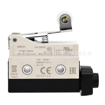 欧姆龙 限位开关；D4MC-2020