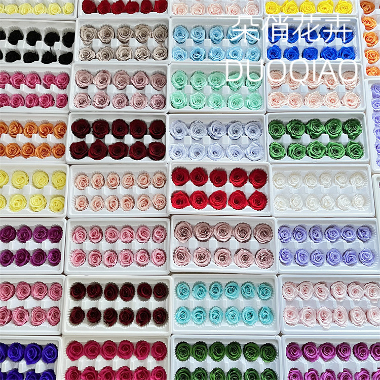 High-quality B-grade eternal rose 3-4, 4cm full box preserved flower DIY material pack car hanging flowers glass cover