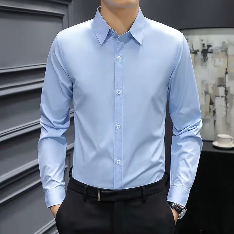 П Demi-season shirt for leisure, slim fit, with short sleeve