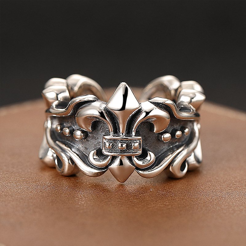 Adjustable ring hip-hop style