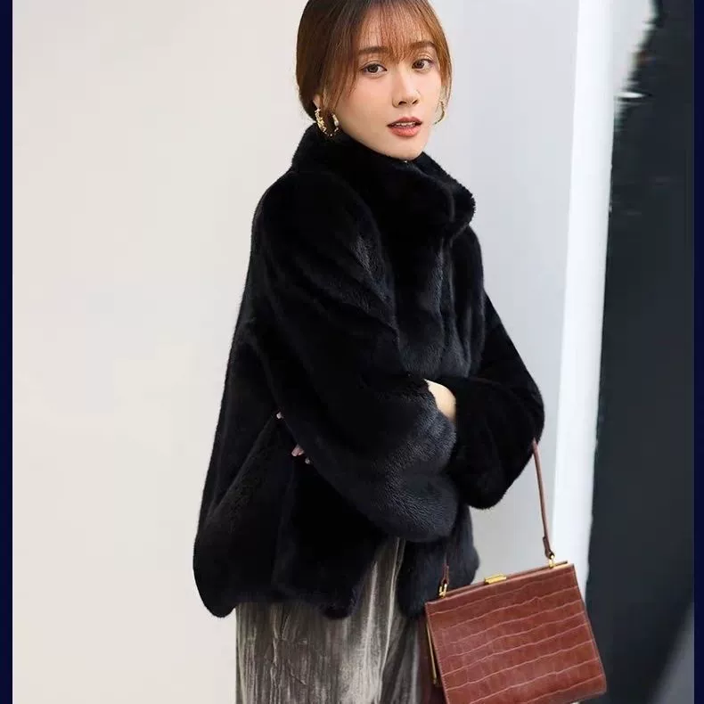 Mink‑style fur coat, loose fit long‑sleeve, rabbit‑hair trim, lightweight (2024)