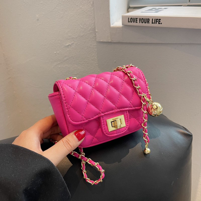 Bolso de cadena de moda coreana 2025 verano nuevo bolso femenino mini pequeño bolso de hombro de fragancia bolso de mensajero bordado de diamantes