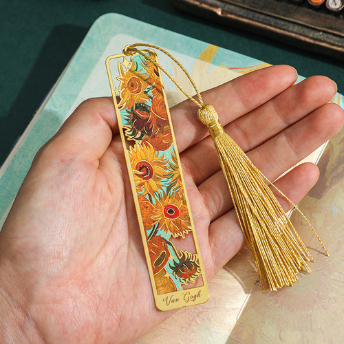Creative Bookmarks with Hollowed Out Copper Metal, Flower-Feather Design, Journal Decorative Accessories, Vintage Style, Bulk Gift