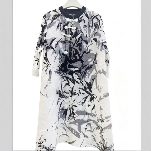 Spring Fashion Style Dress, Trendy Long Sleeve 2026 New Spring Retro Print Shake Shake Pleated Dress