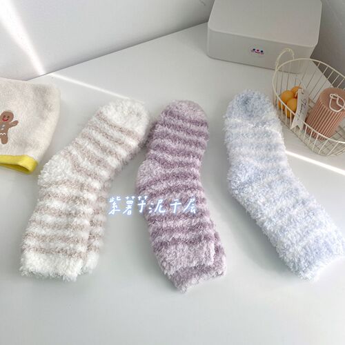 Coral velvet socks women's mid-calf socks autumn and winter thickened sleep socks cute warm home confinement plush floor socks