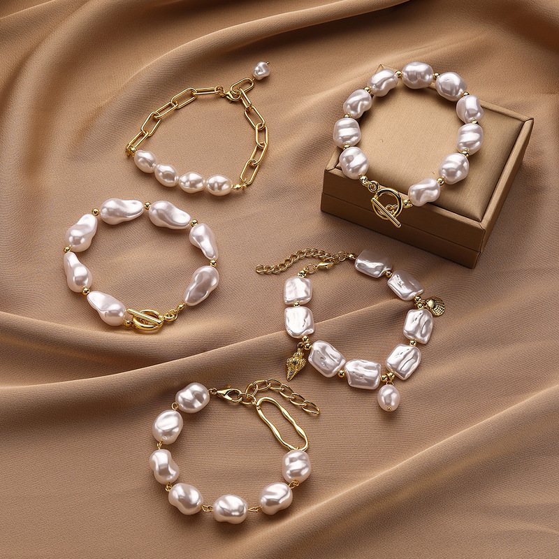 European and American Cross-Border Baroque Pearl Bracelet, Light Luxury and High-End Beaded Bracelet, Irregular Shaped Pearl Bracelet European and American Cross-Border Baroque Pearl Bracelet, Light Luxury and High-End Beaded Bracelet, Irregular Shaped Pearl Bracelet
