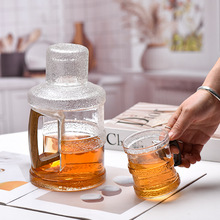 �NĿ�y�펧�w������ˮͰˮ�ؼ��ò��֭��σ��{������ˮ�����b