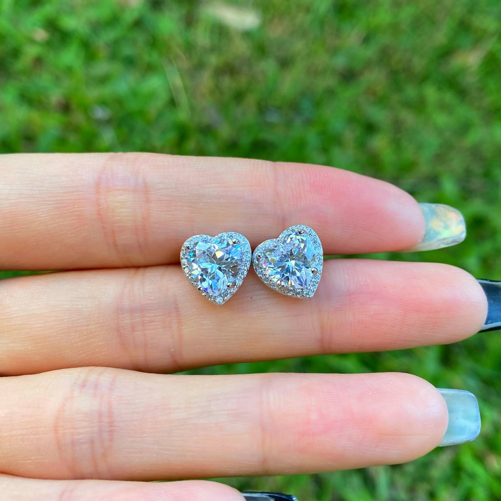 Daily Occasion Alloy, Rhinestone Material Sweet Heart Shape Alloy Rhinestone Women's Ear Studs 1 Pair
