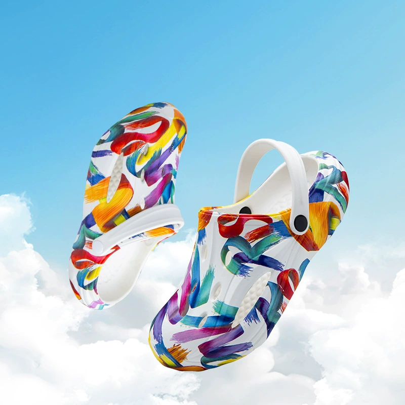 Обувь с пещерой для мужчин через границу 2025 летом носить толстую подошвину тренда повседневного пляжа, чтобы наступить на дерьмо, мужские холодные тапочки