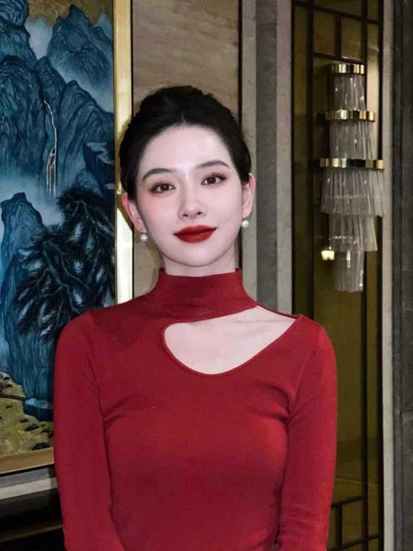 黑色镂空半高领挂脖内搭打底衫女秋冬纯欲修身针织衫锁骨上衣秋季|undefined