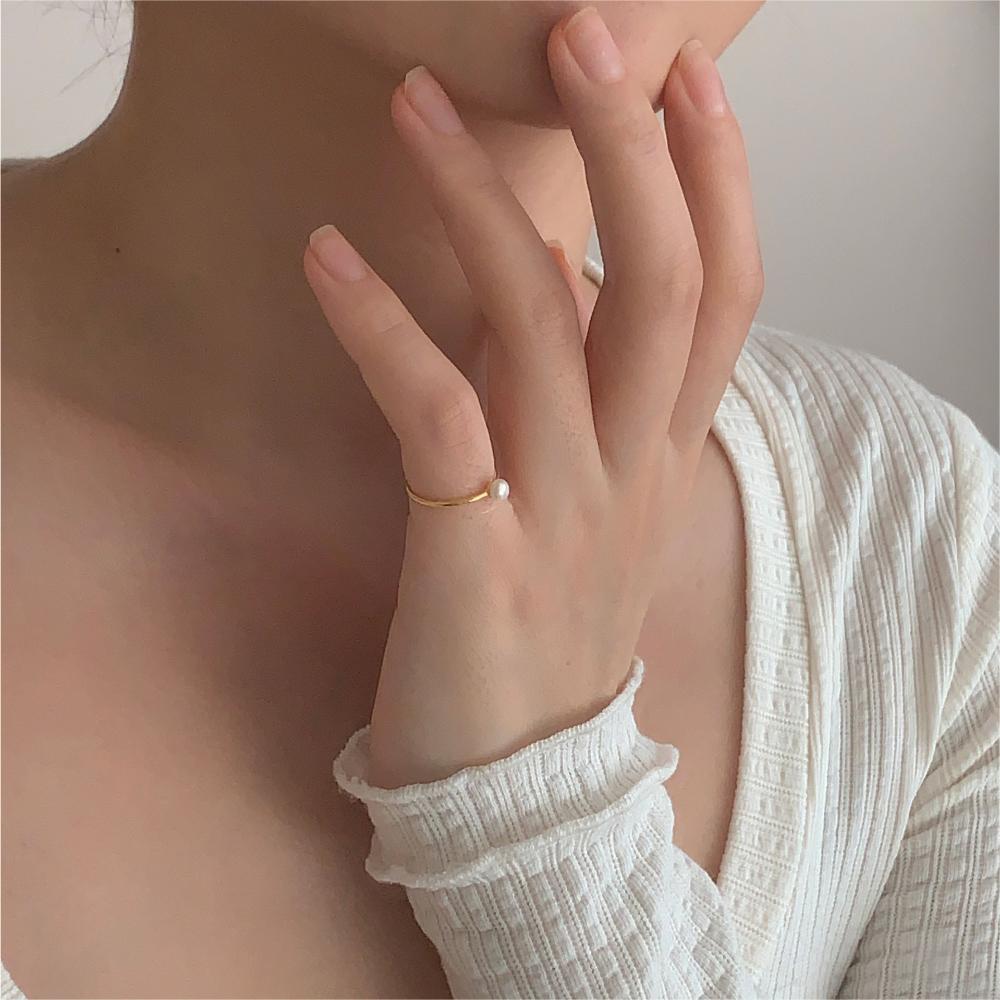 2g Weight 18K Gold Plated Plating Material Pearl Inlay Material Open Rings Classification Adjustable Ring Size 1 Piece Quantity Daily Occasion 925 Sterling Silver Material Geometric Pattern All Seasons Season Women's Gender Inlay Design Simple Style Style 18K Gold Plated 925 Sterling Silver Pearl Geometric Open Rings 925 Sterling Silver Rings 4