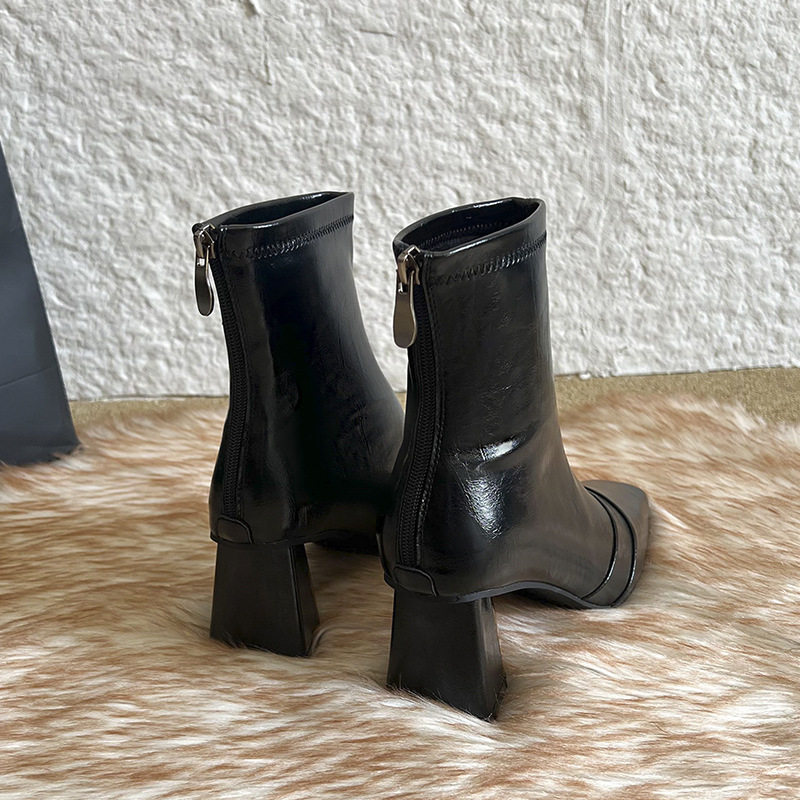 Bốt ngắn nữ mũi vuông gót dày 6–8 cm thiết kế cổ điển, khóa kéo sau — Màu nâu (lớp lót nhung), Màu đen (lớp lót nhung)