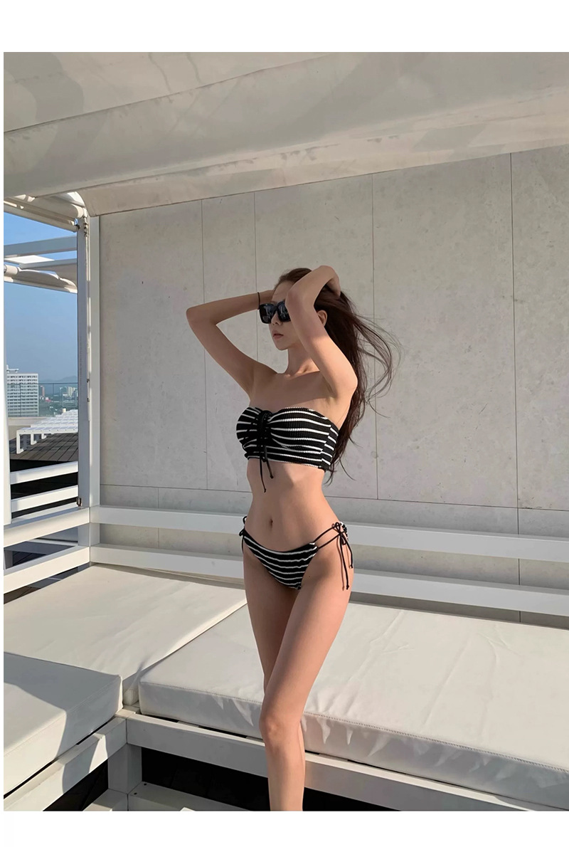 Dam bikini tredelat set med ränder för stranden_voghion.com