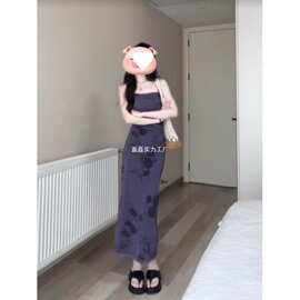 法式御姐风收腰显瘦紫色连衣裙2026新款超好看纯欲甜辣绝美裙子夏