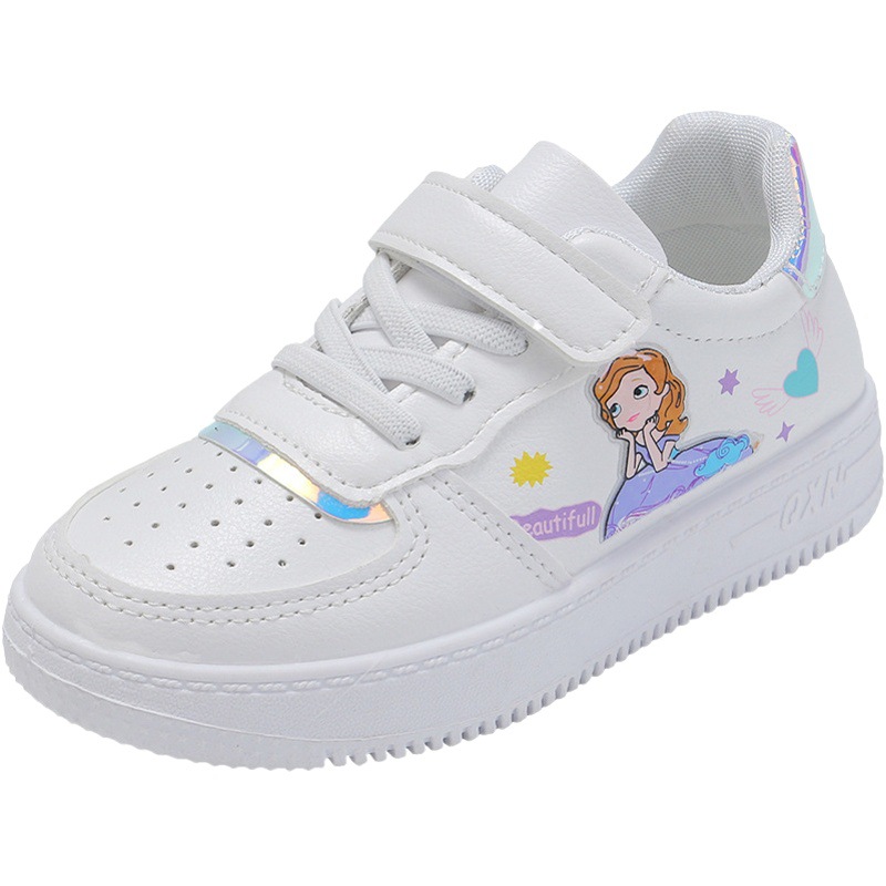 Sneaker niñas Fondo suave 2022 nueva moda transpirable casual medio y grandes niños princesa zapatos de tablero zapatos los zapatos blancos