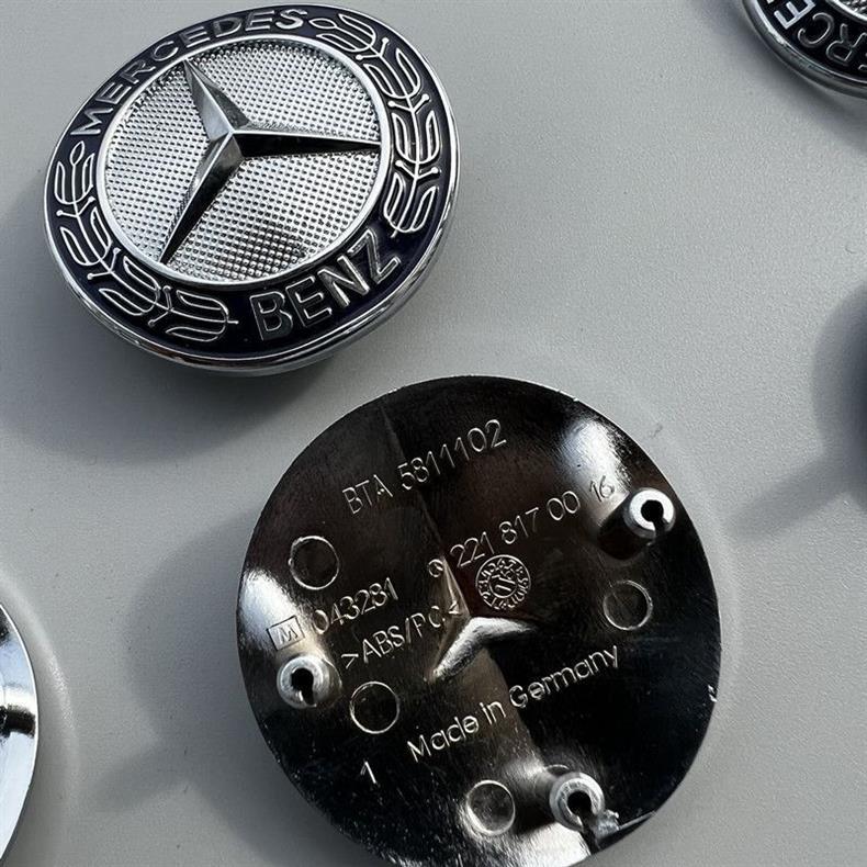 Mercedes-Benz front grille emblem for new E and S-Class models S350 S400 S600 E300L front grille logo front bumper badge
