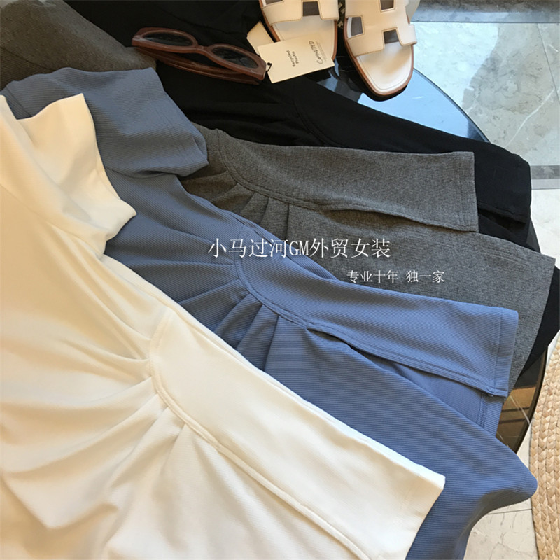 Short-Sleeved T-Shirt for Women 2026 Summer New Style Elastic Side Waist Sun-Pleated Design with Slit, Slim Fit, Trendy Top