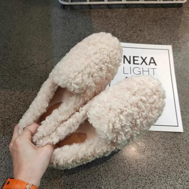 Зимние меховые туфли для женщин и детей на флисовой подкладке, новинка осени и зимы 2024 года, теплые уличные туфли из овечьей шерсти и хлопка, интернет-модель лоферов.