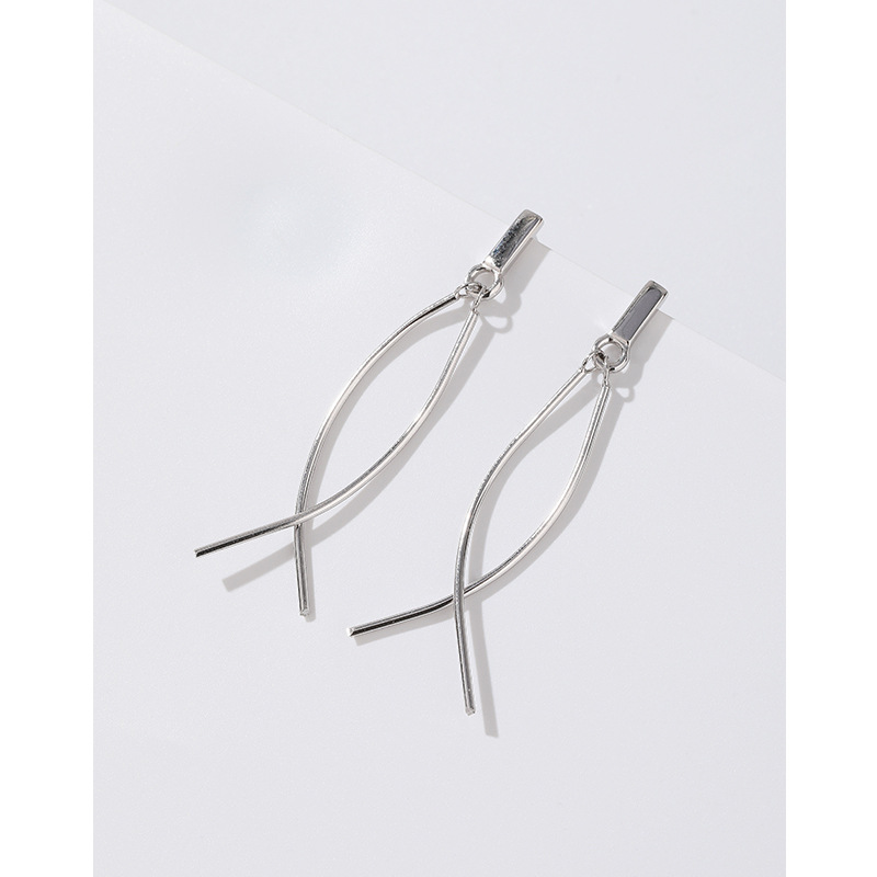 925 plata esterlina Cruz borla pendientes mujer luz lujo nicho diseño 2023 nuevo Stud pendientes temperamento alto sentido pendientes