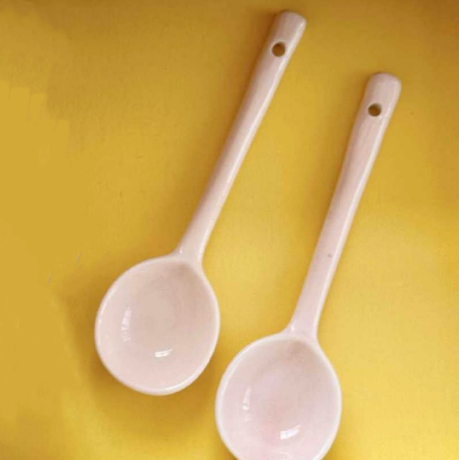 ピンクの蝶結びのご飯の碗の少女の心の陶磁器の高温の釉薬の下で色の家庭のデザートの碗はオーブンがマイクロ波ができます。|undefined
