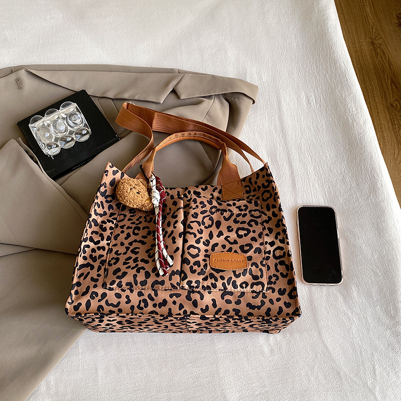 Bolsa de hombro de moda de gran capacidad de leopardo de mujer nueva bolsa de personalización simple bolsa de compras bolsa de viaje versátil