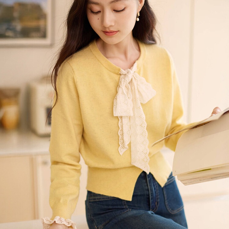 2025 Autumn Bow Tie Goose Knitted Sweater Women's Sweet Shoulder Round Neck Long Sleeve Top