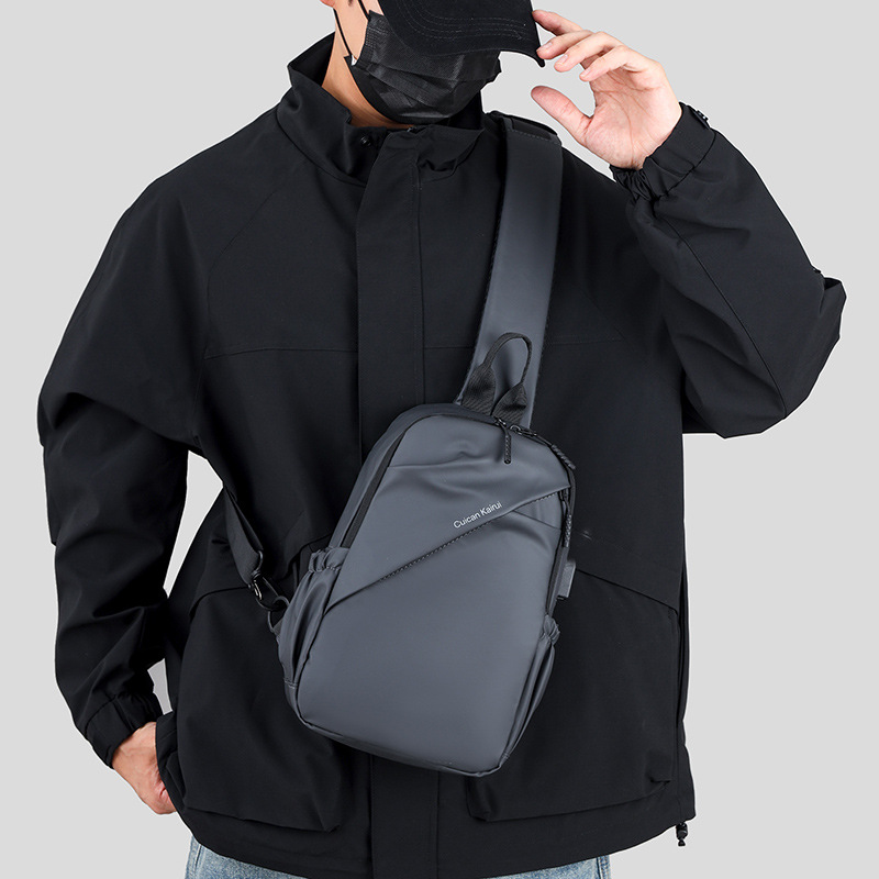 Borsello uomo a tracolla elegante per viaggio e tempo libero_voghion.com