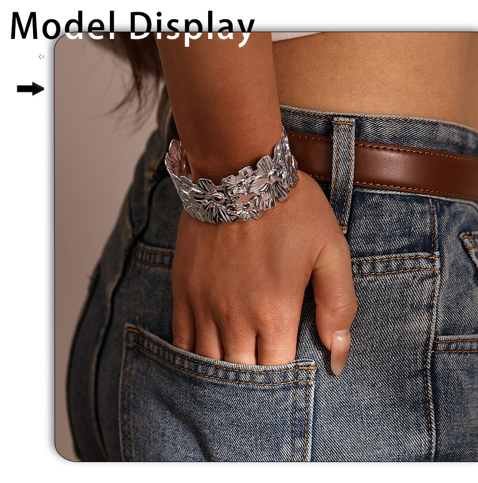 Einfacher Stil Blume Edelstahl 304 18 Karat Vergoldet Armreif In Masse display picture 8