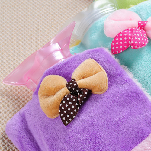 Cute cartoon bow hot water bottle, water-filled explosion-proof hand warmer, water-filled plush hot water bottle