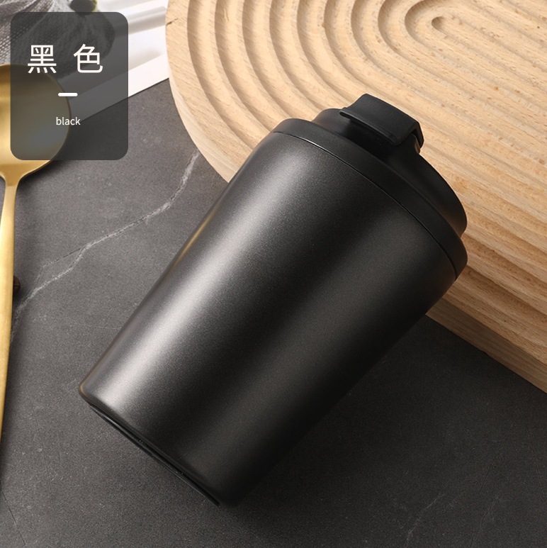 Comercio exterior transfronterizo simple 304 acero inoxidable vacío taza de aislamiento de hombres y mujeres con escala de agua roja