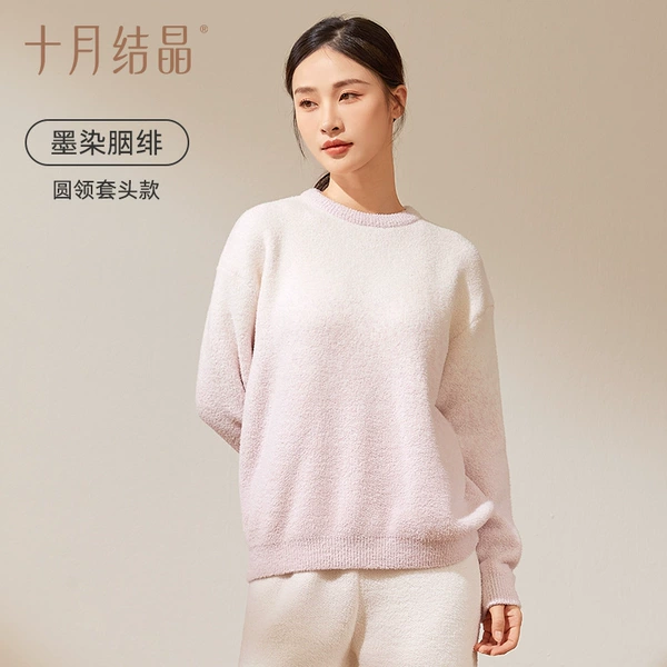 Round neck pullover style: ink-dye rouge color