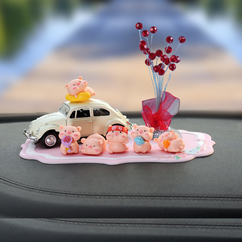Coche rojo rojo neto cerdito adornos de coche diosa consola central de coche con incrustaciones de diamantes decoración de macetas creativo y lindo