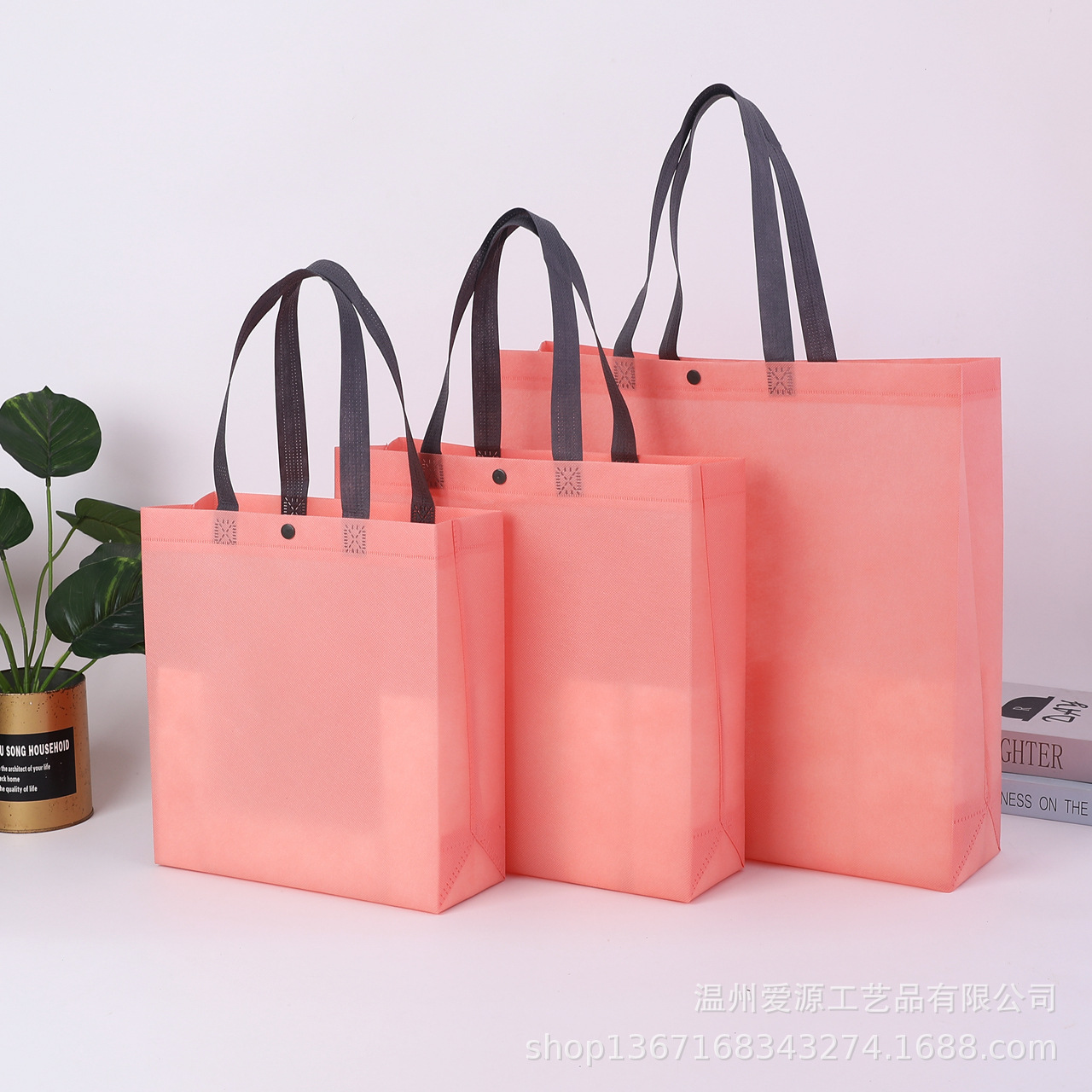 가죽 핑크 가방, 버건디 휴대용 가죽 핑크 버클, 미니 가로 버전 너비 28 x 높이 20 x 바닥 측면 10 cm 인터넷 연예인 가방, 신소재 부직포