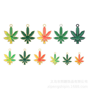 DIY jewelry accessories drop oil alloy pendant bracelet leaf pendant earrings drop oil gradient maple leaf keychain
