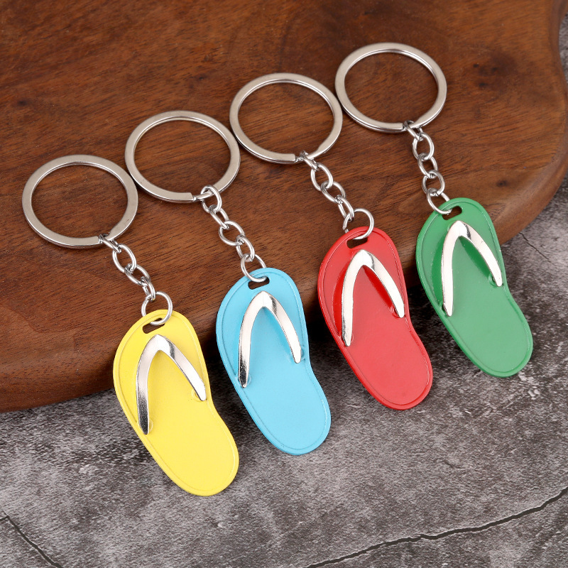 Cross-border hot selling creative gift metal keychain pendant personalized mini flip flops keychain pendant