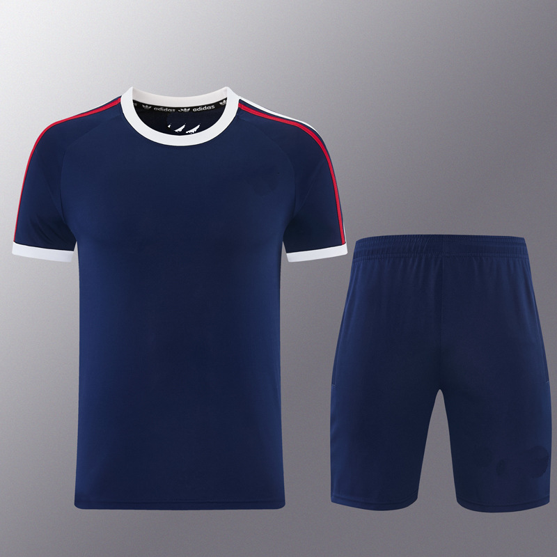 Traje AD11 azul zafiro de manga corta