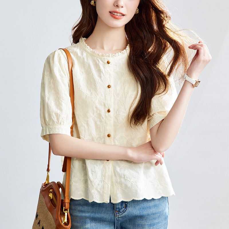 Unique Lace-Trimmed Round-Neck Shirt for Women with Five-Quarter Sleeves, 2026 Summer Pure Cotton Embroidered Top, Women's Blouse