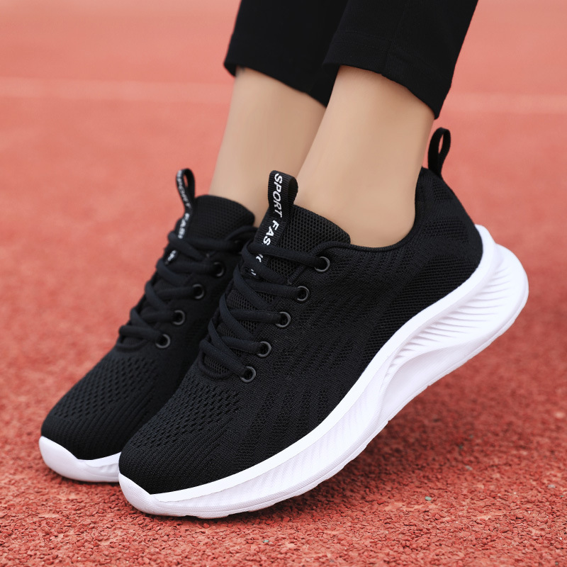 2021 New Cross-border Large Size Sports Running Shoes All-match White Comfortable Ultra-light Casual Women's Shoes for Students