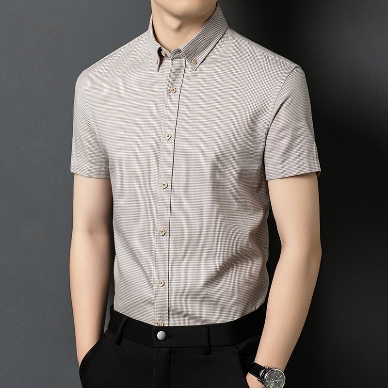 Fashionable Short-Sleeved Shirt, Summer Fashion, Simple Plaid, Versatile Men's Shirt, High-End Casual Non-Iron Top for Men Fashionable Short-Sleeved Shirt, Summer Fashion, Simple Plaid, Versatile Men's Shirt, High-End Casual Non-Iron Top for Men