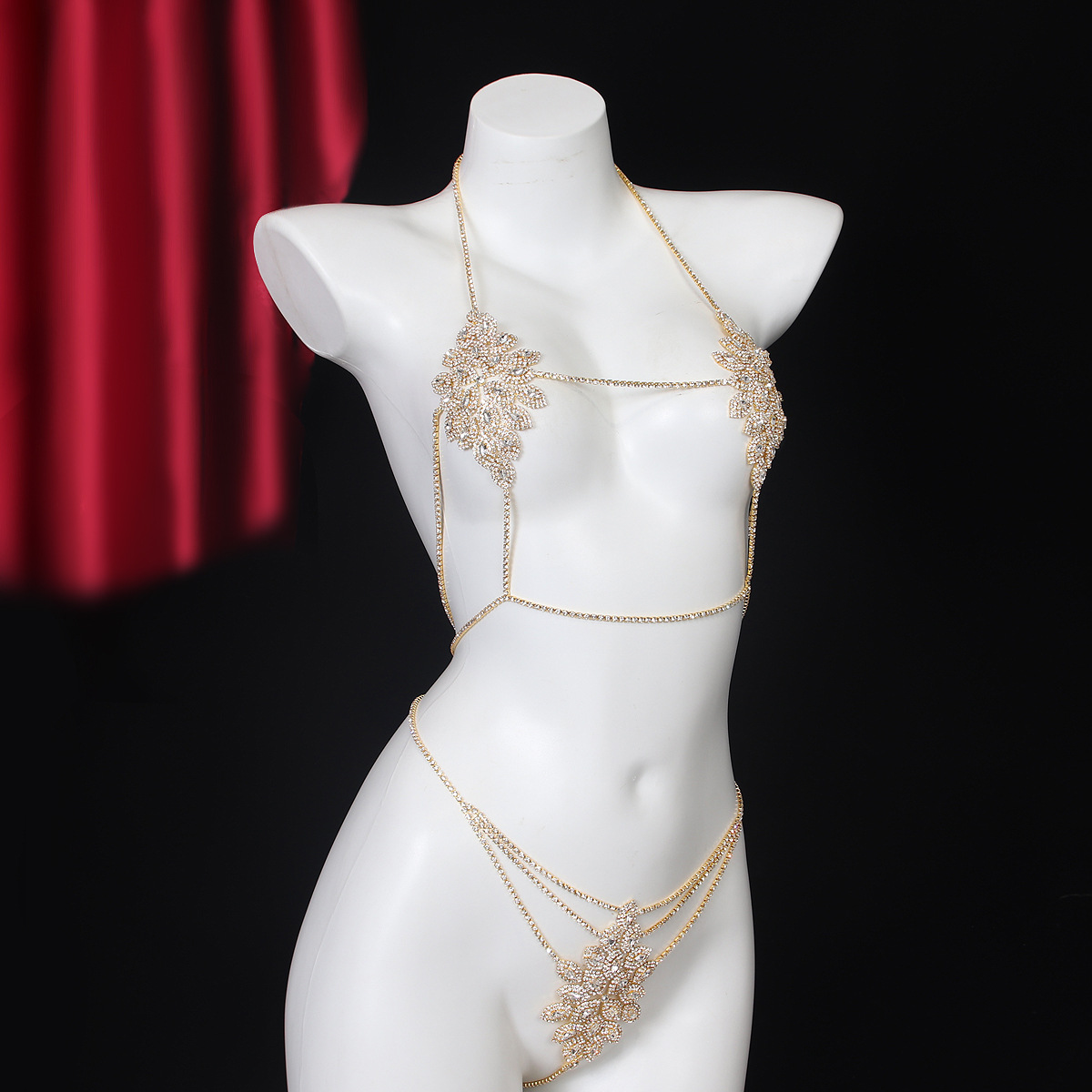 Nuevos productos europeos y estadounidenses cadena de cuerpo mujer diamante flor sujetador ropa interior cadena de cuerpo lujoso sexy cadena de cuerpo