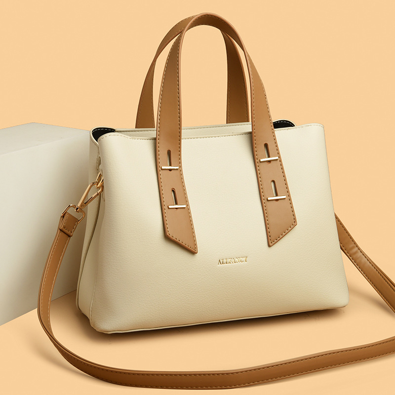 2024 nuevo bolso de mujer transfronterizo de moda europea y americana alta sensación de mochila de hombro de gran capacidad simple mochila de mujer de viaje