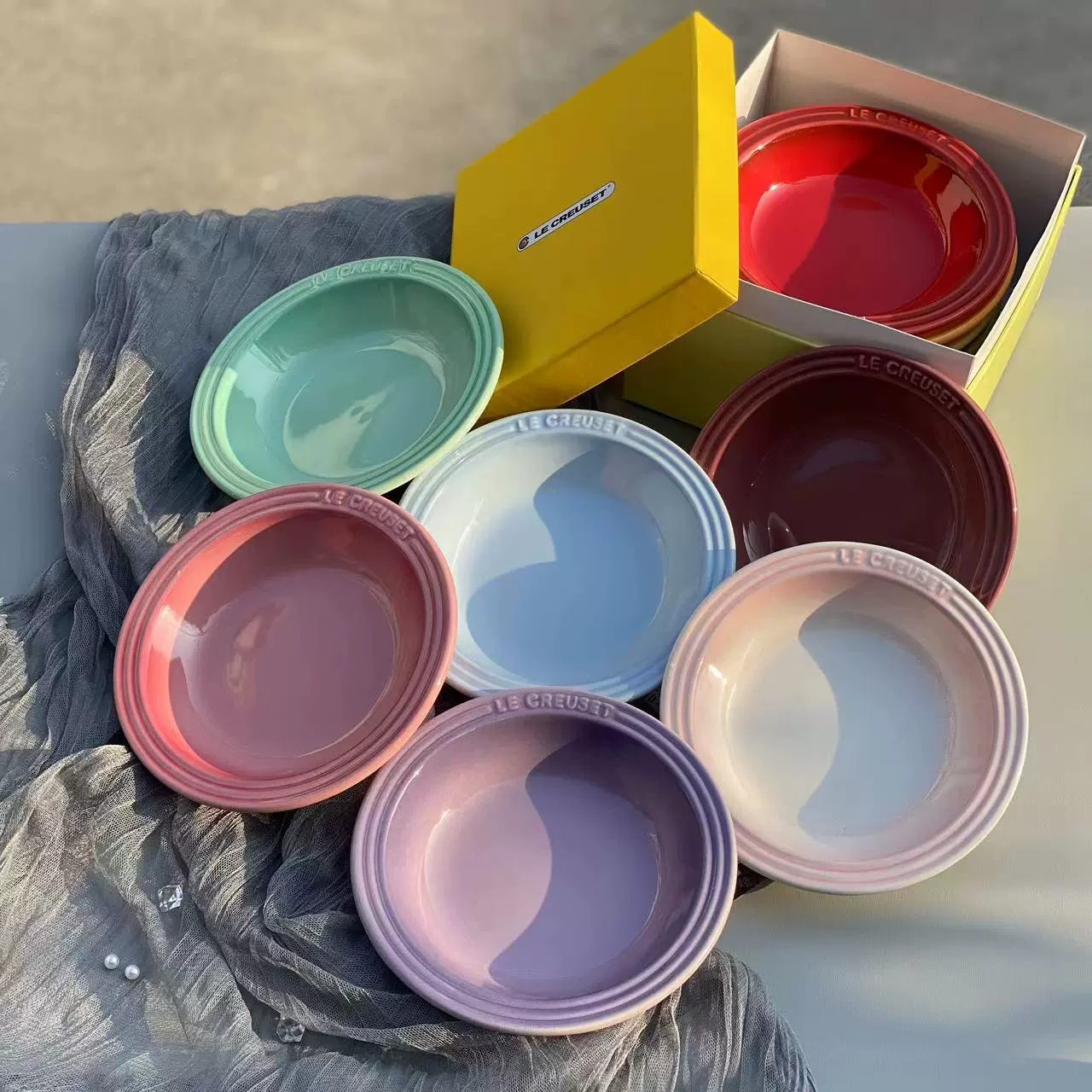 Керамическая посуда Le Creuset Cool Ceramics 15см сетевая тарелка-поднос глубокая круглая, подарочная коробка, вариации цвета