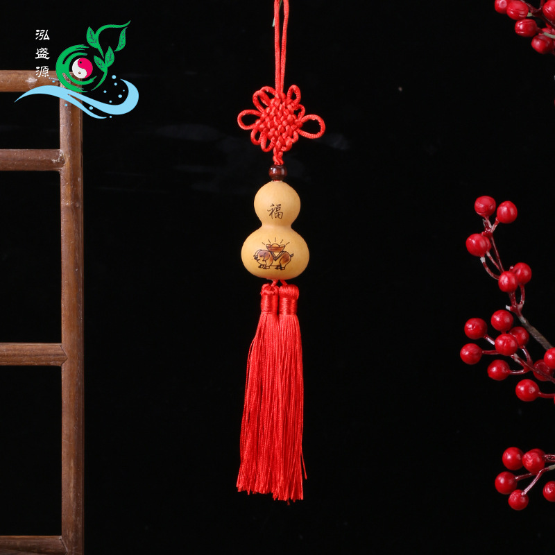Chinese knot embossed 12 zodiac gourd carving gourd, Shandong Liaocheng natural gourd, street stall gourd hangers