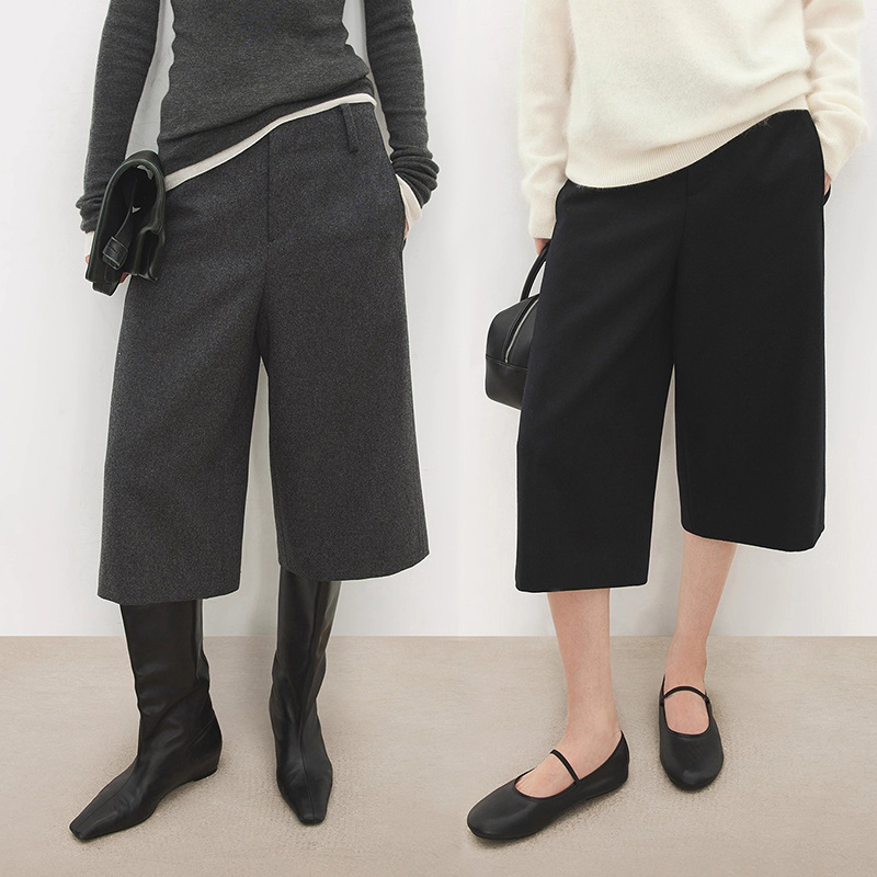 New Autumn and Winter Style_Thick Vertical Wool Flannel Side Seam Front-Shifted Fashionable Versatile Bermuda Cropped Pants New Autumn and Winter Style_Thick Vertical Wool Flannel Side Seam Front-Shifted Fashionable Versatile Bermuda Cropped Pants