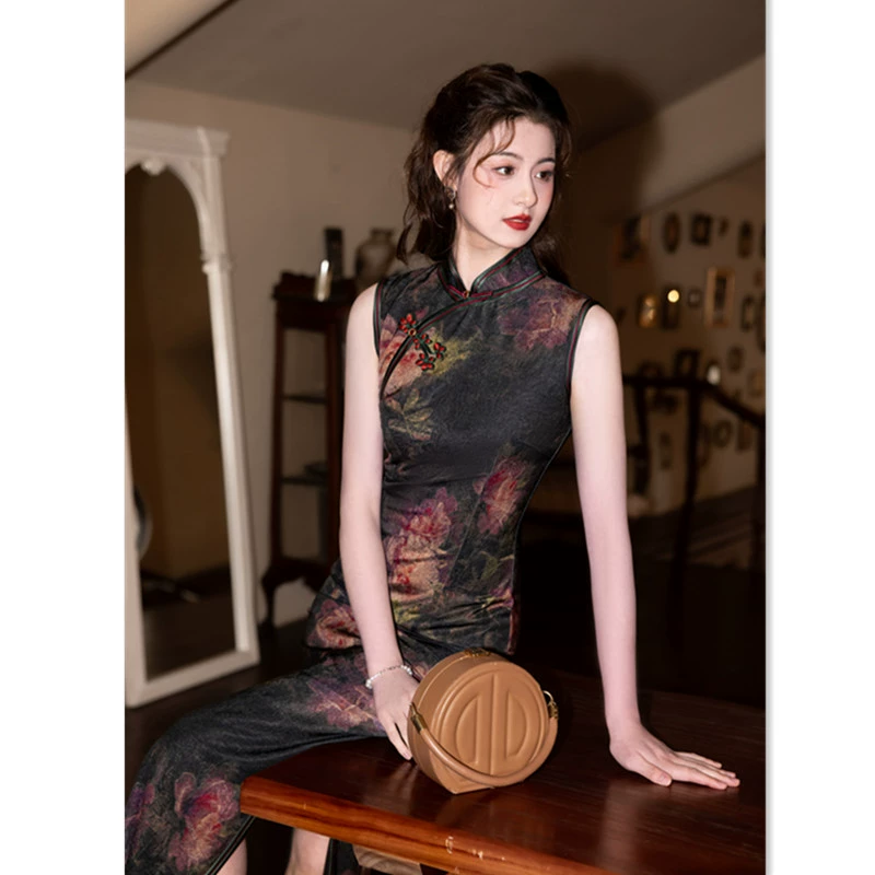 Retro long summer cheongsam sleevless, for middle age