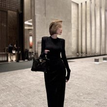 �ݸй���y�[��ë�Ɍ��Y���ް�����Ħ�����F�B��ȹŮ�b�_���B��ȹ