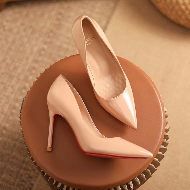 2025 Comfortable and Stylish Patent Leather Nude Full-Coverage Pointed Toe High Heels with Thin Heels and Shallow Opening, Sexy Women's Shoes