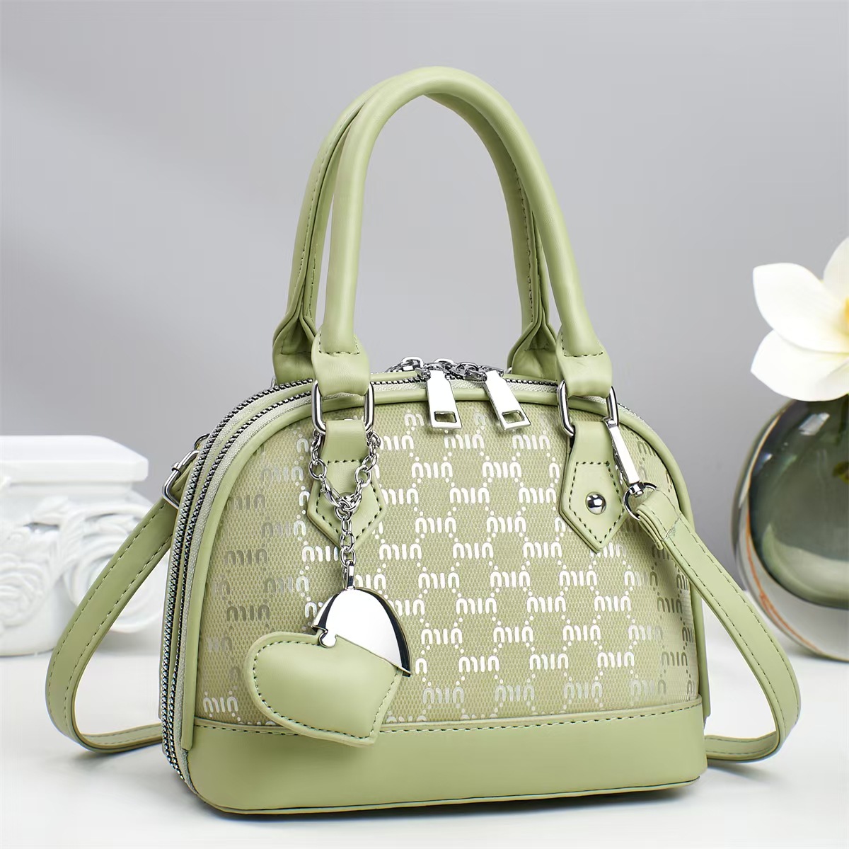 Bolsos bolsos de lujo ligeros bolsos de mujer nueva atmósfera bolsos de mujer temperamento bolso de hombro de madre