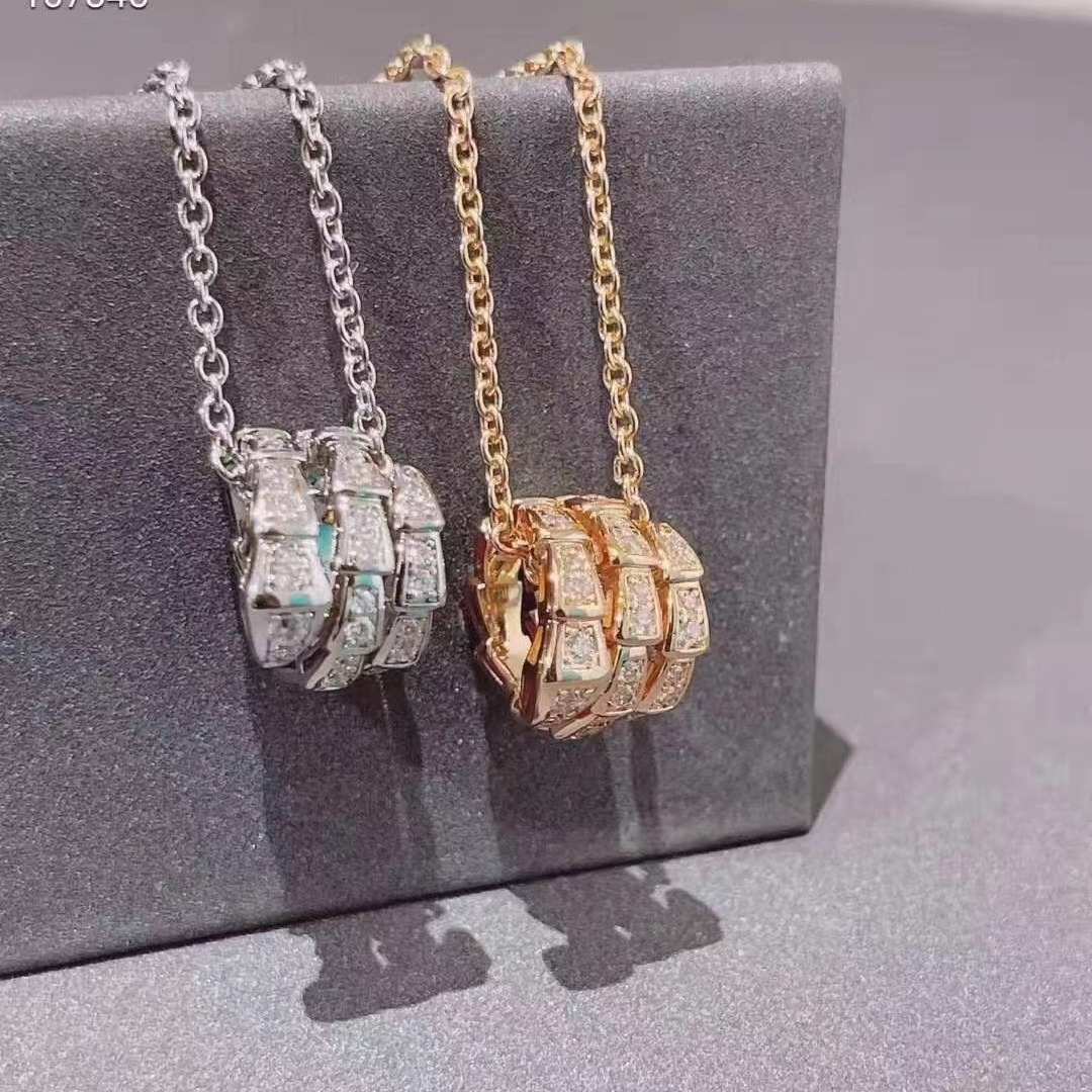 Baojia Boutique Spirit Snake Full Diamond Necklace Plated with 18K Rose Gold Seiko Necklace for Men and Women Factory Direct Live